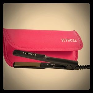 NWT Sephora Mini Hair Straightener